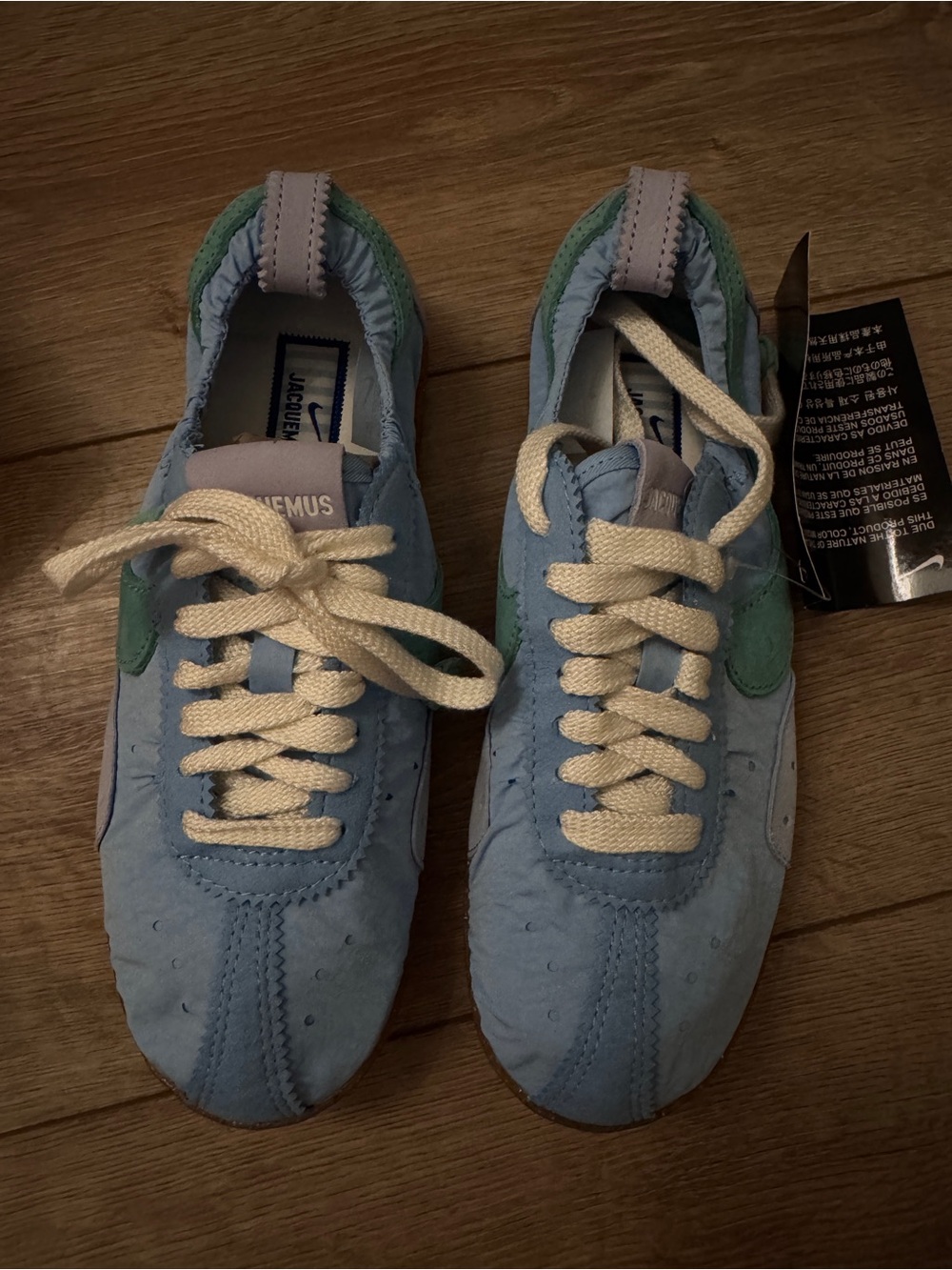 Moon Shoe Jacquemus + Nike W 6